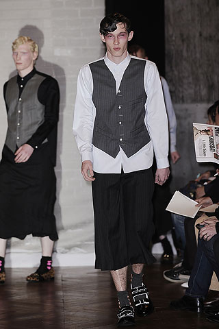 Comme des Garcons / - 2009-2010